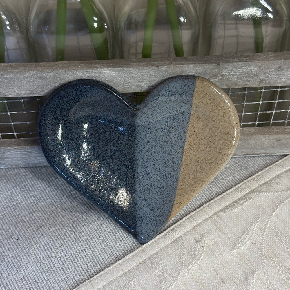 Heart-shaped, drip glaze pottery trinket / jewelry dish 4 3/4” x 4”. Blue / Gray